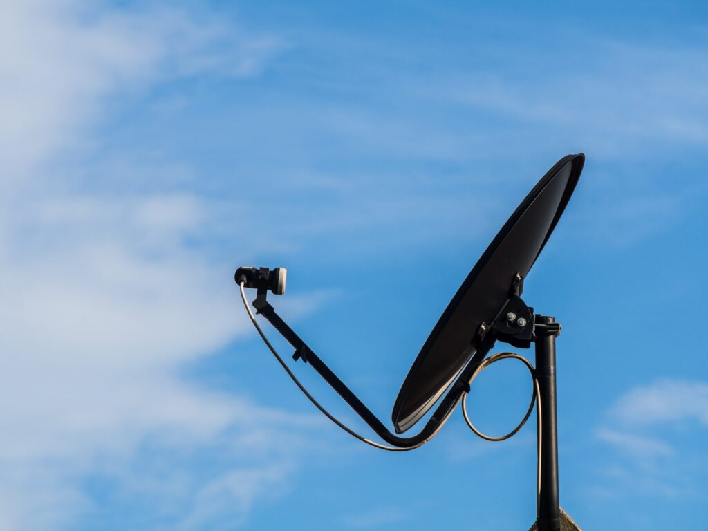 Compare the Cheapest DTH Monthly Packs in India