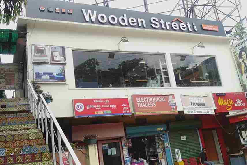 WoodenStreet Furniture Store in Sundarpur Guwahati