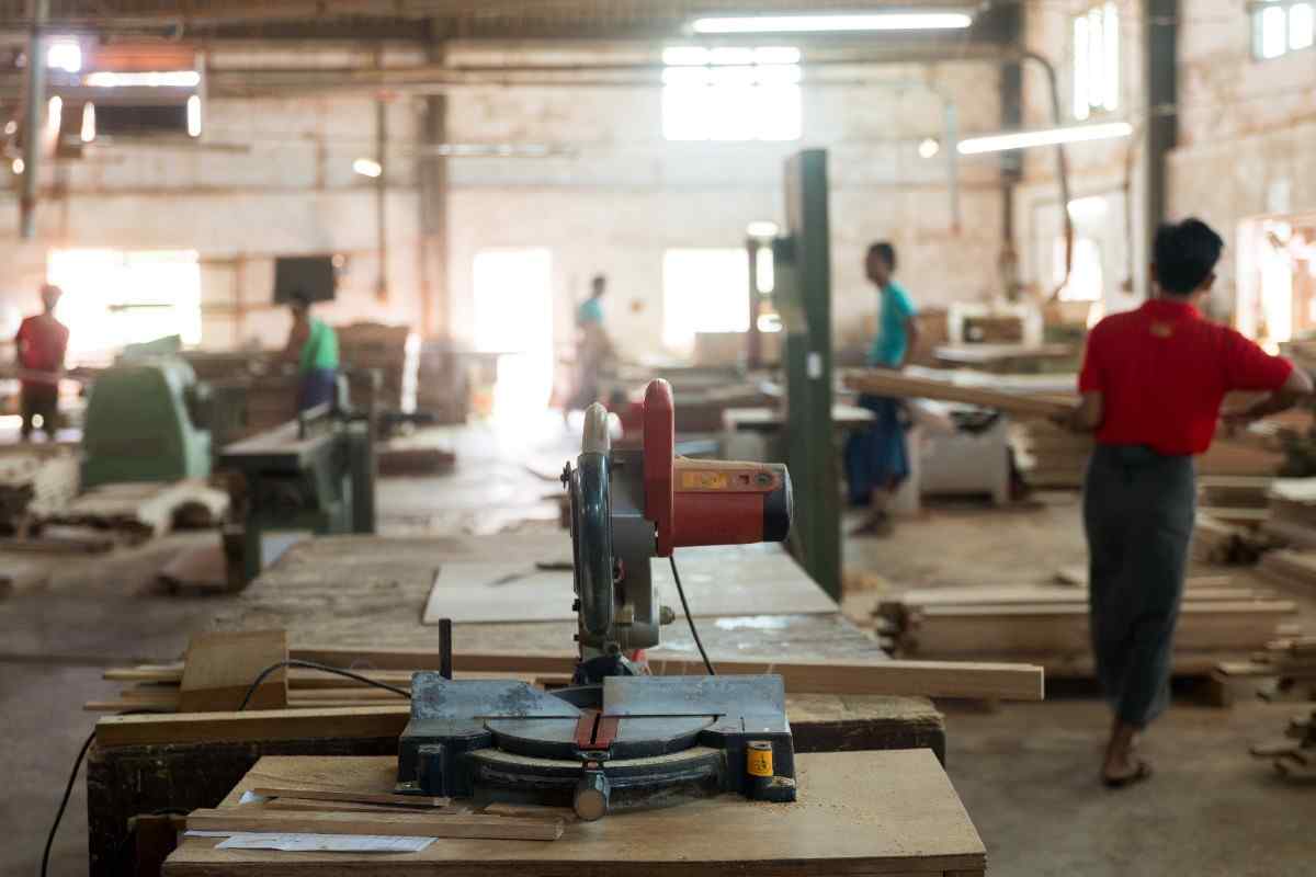 Odoo ERP for Furniture Production: Supply & Vendor Mgmt