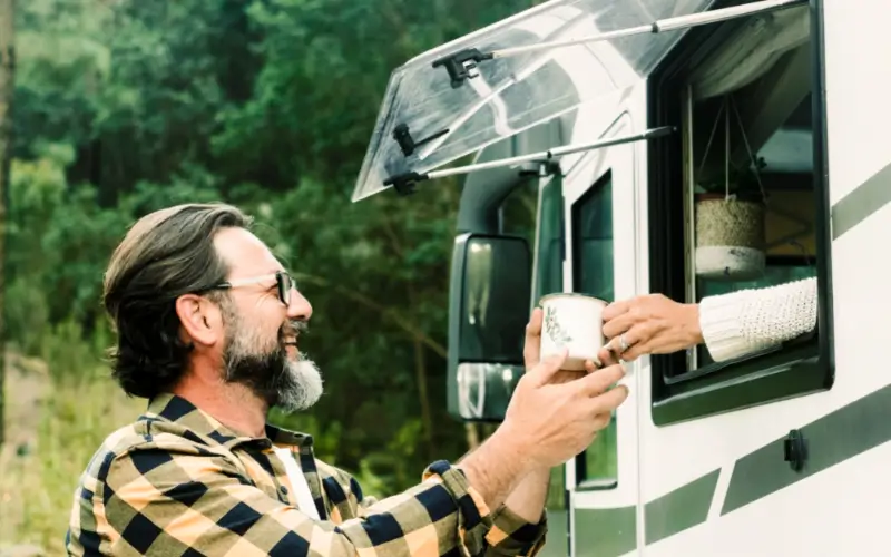 how to stay connected to internet while traveling in rv
