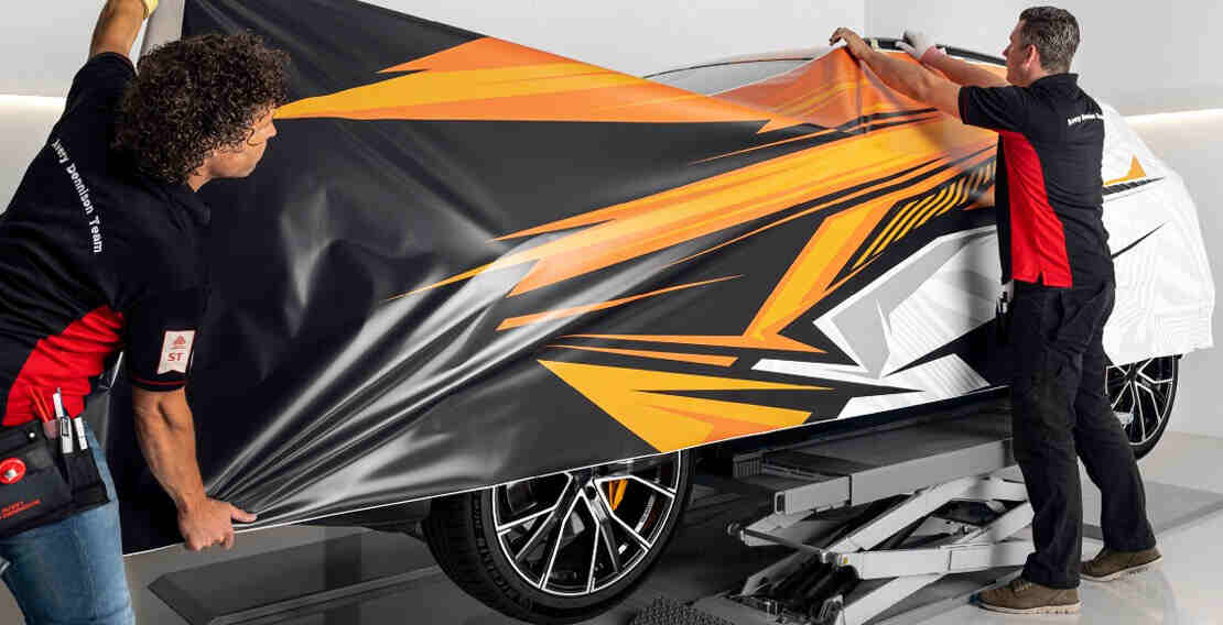 How to Choose Right Type of Car Wrap for Your Vehicle