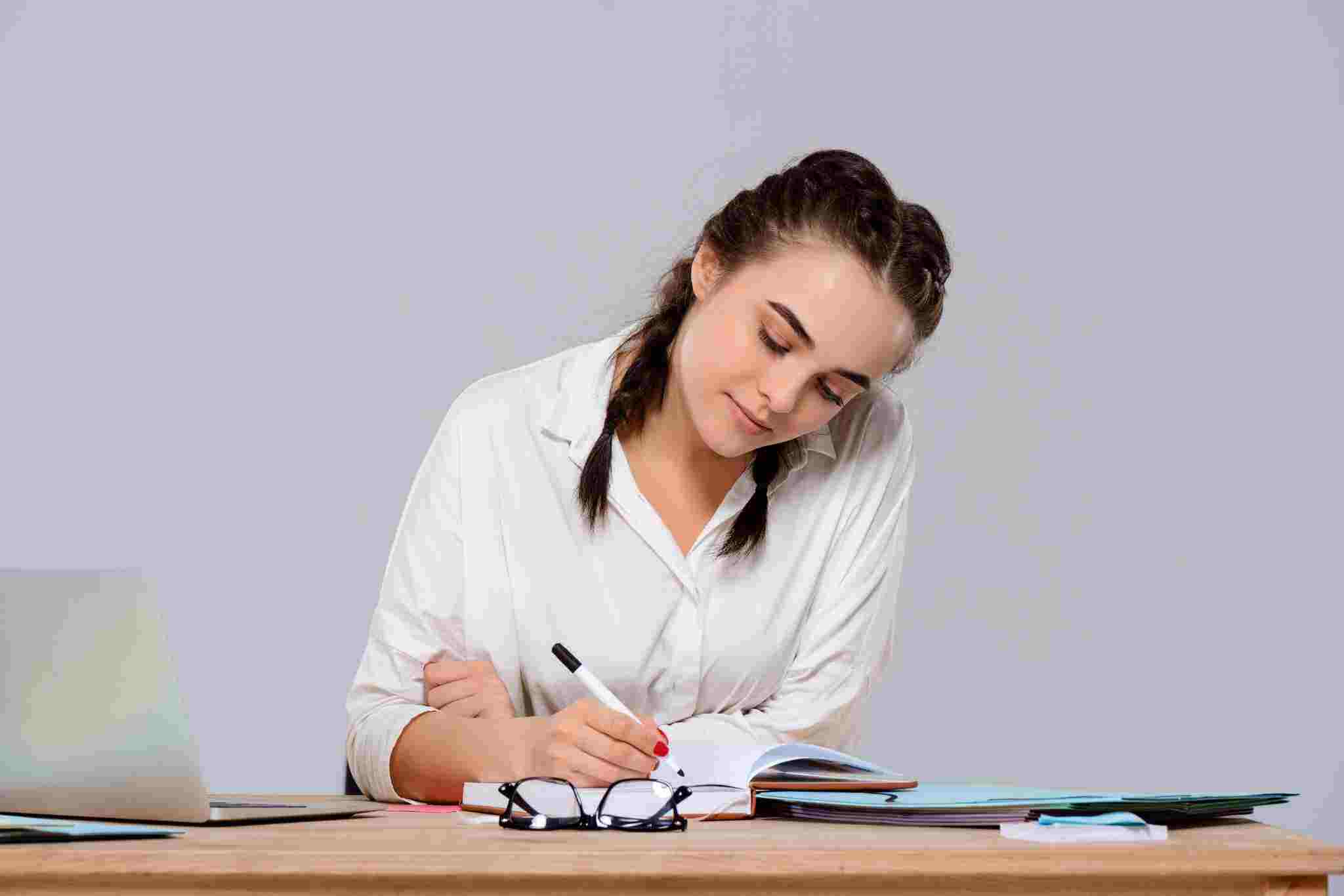 Best Economics Assignment Help Services for Students