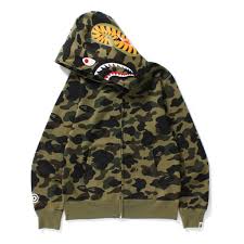 The Perfect Blend of Streetwear and Luxury Fashion