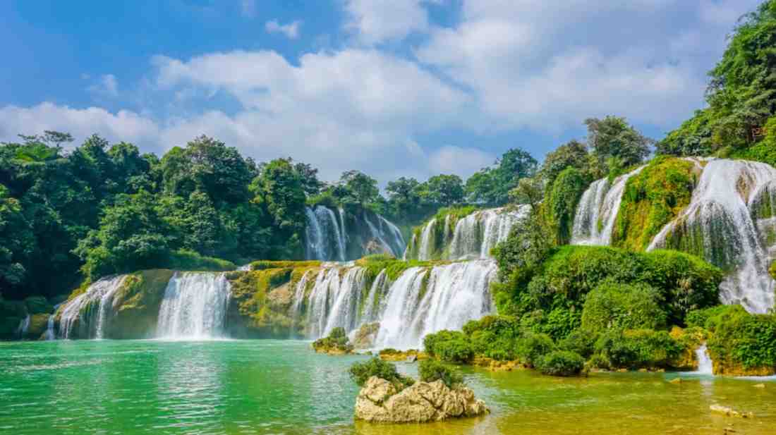 Top 10 Must-Visit Destinations in Your Bali Tour