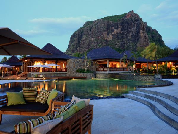 Mauritius in Style: Luxury Breaks for Travelers