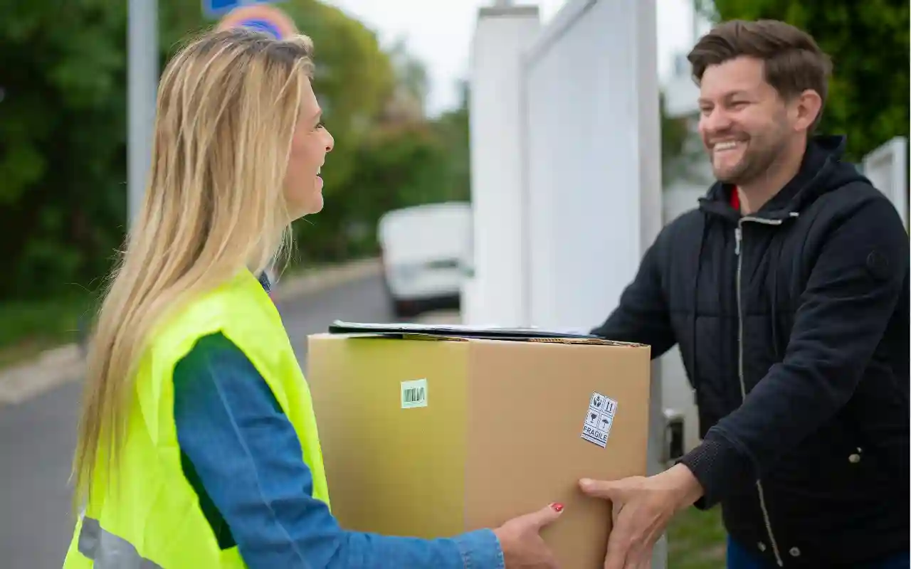 Top 10 Reliable Cheap Courier Service Brisbane Options