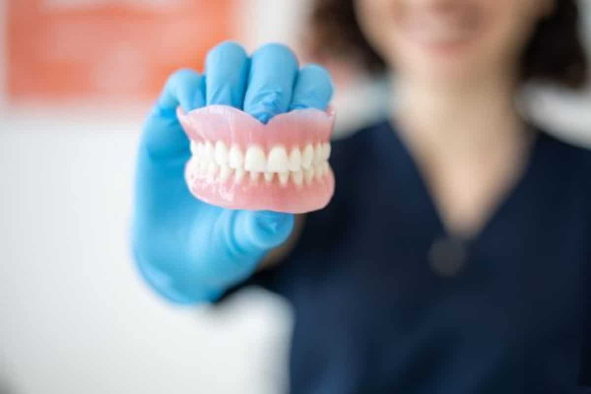 10 Essential Tips for Maintaining Your Dentures