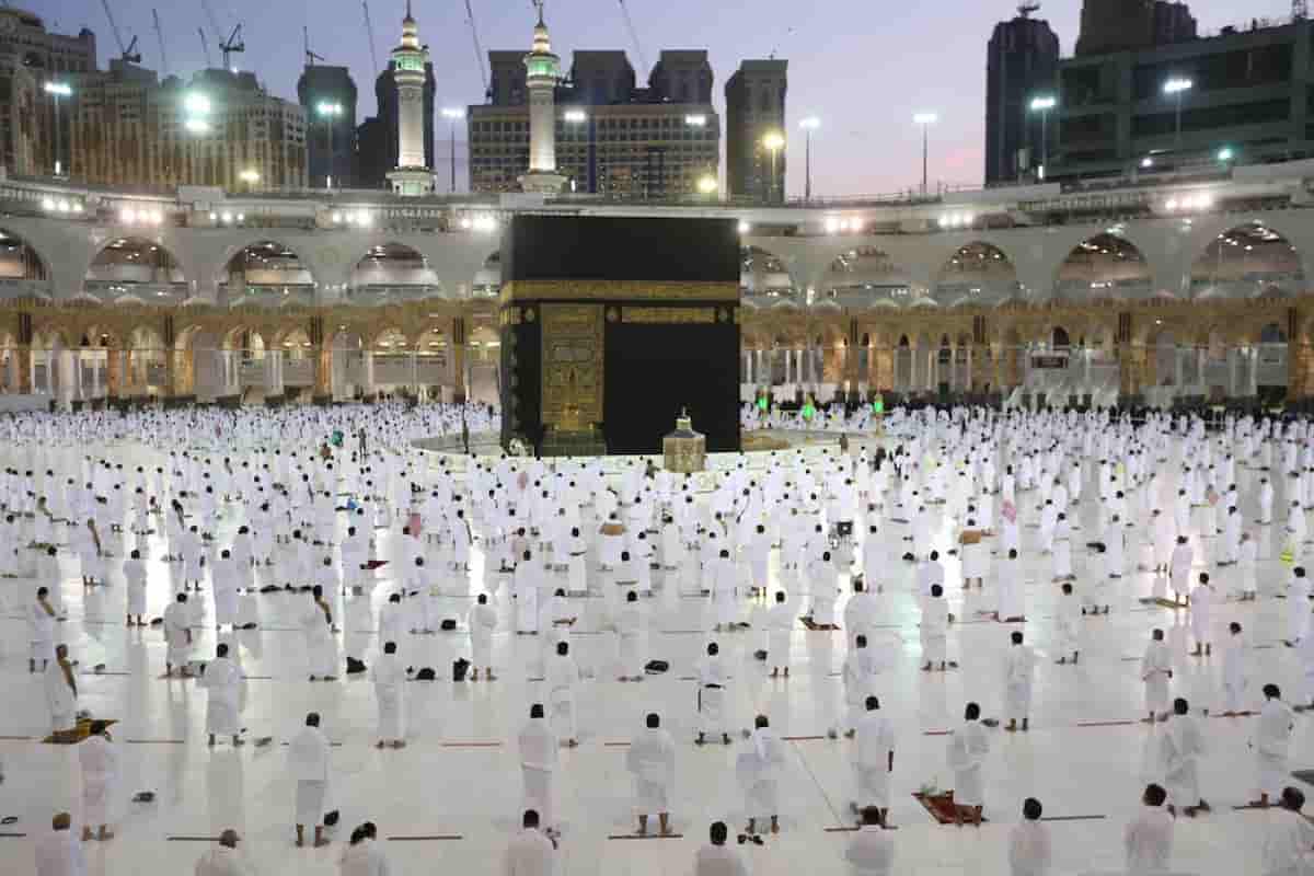 7 Essential Tips for a Stress-Free Umrah Experience