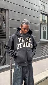 Pepe Studio Clothing Enhance Your Fashion Steps