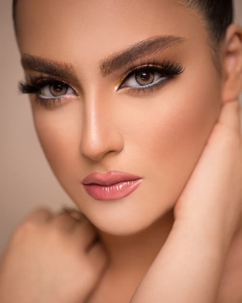 Where Perfect Brows and Lashes Are Always in Style