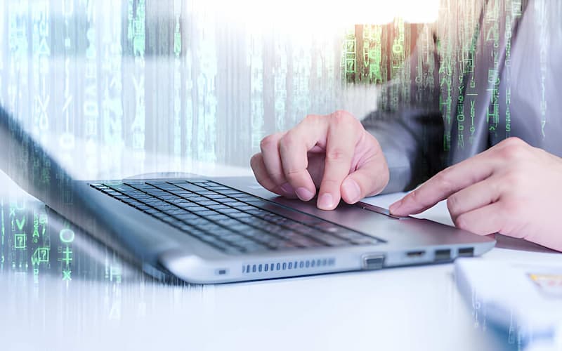 How Threat Intelligence Enhances Risk Management