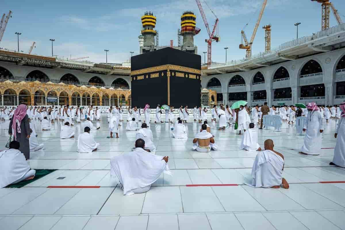 “7 Reasons to Pick a Luxury Umrah Package”