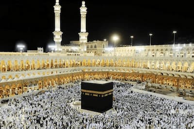 9 Advantages of Booking Cheap Umrah Deals Early