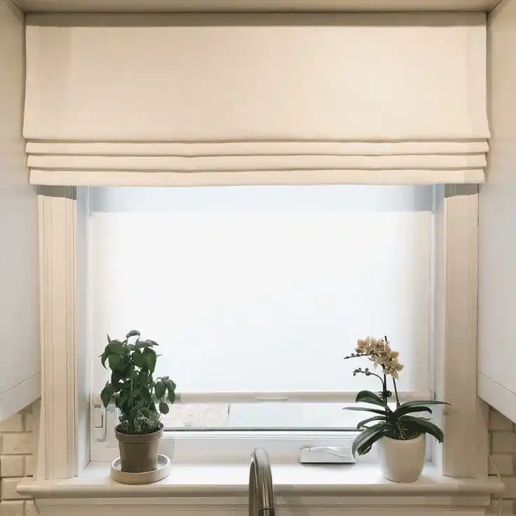 Roman Blinds Suppliers in Dubai | Best Curtains