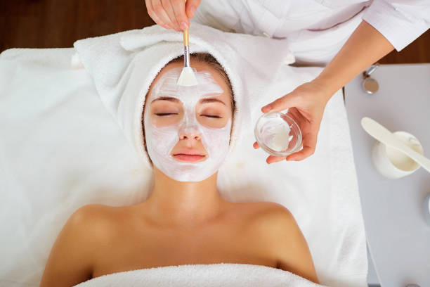 Best times for a chemical peel based on seasons