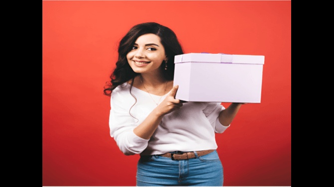 Holi Gift Hampers Online: Dry Fruits