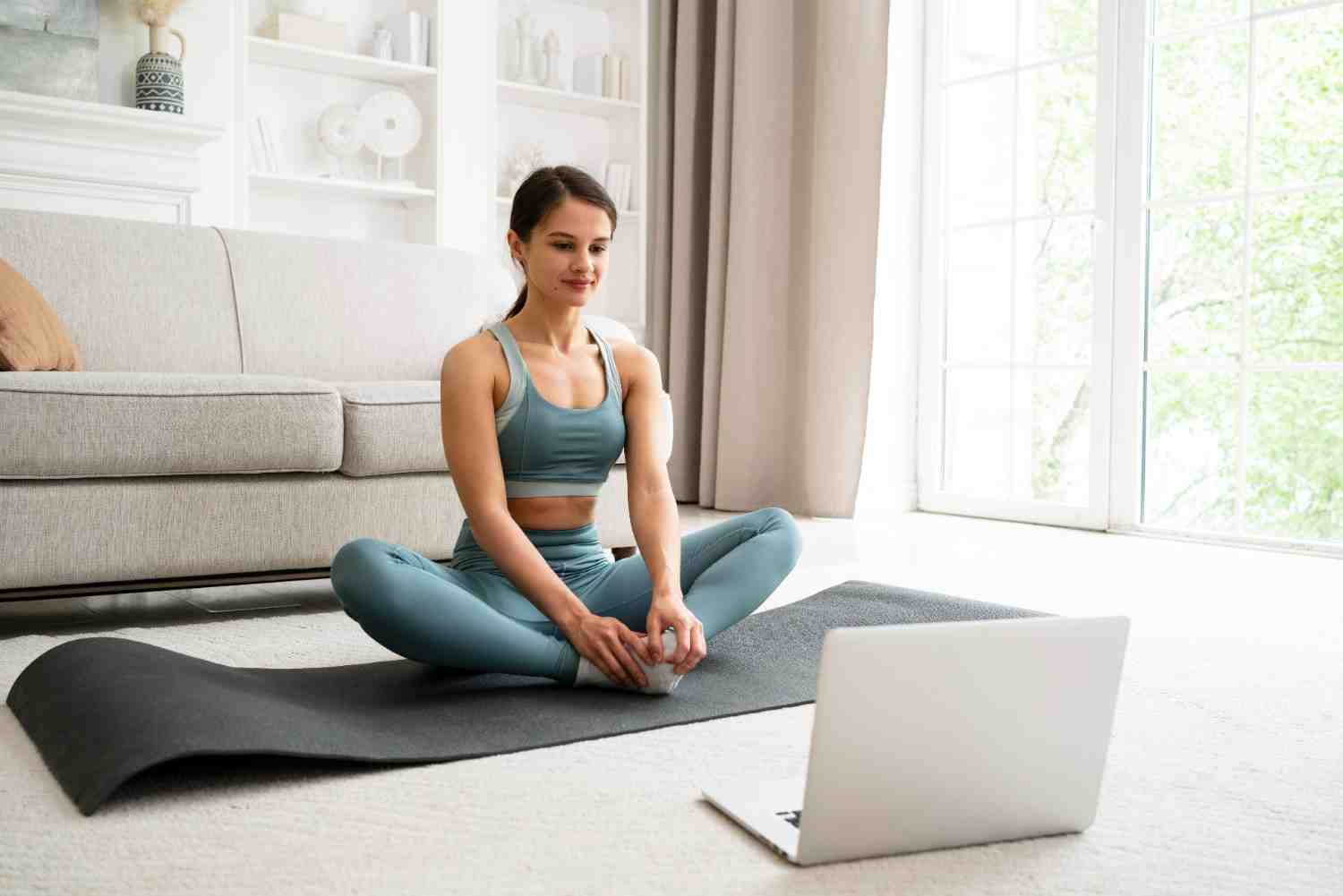 Online Yoga Lessen | Buyoga Workouts Nutrition
