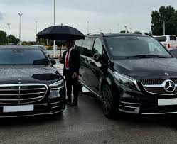 DAY HIRE CHAUFFEUR MANCHESTER for Luxury All Day