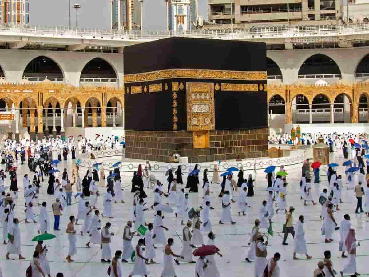 Plan Your Journey with Trusted Luxury Umrah Packages