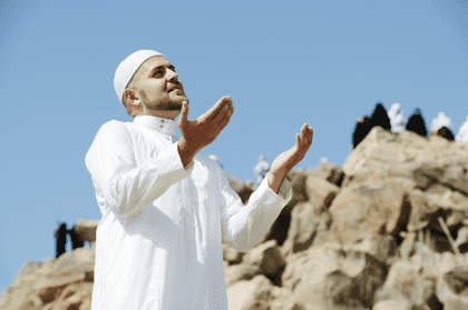 What Should You Know About October Umrah Packages?