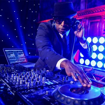 DJ Services South London | Trusted, Happy Music Experts