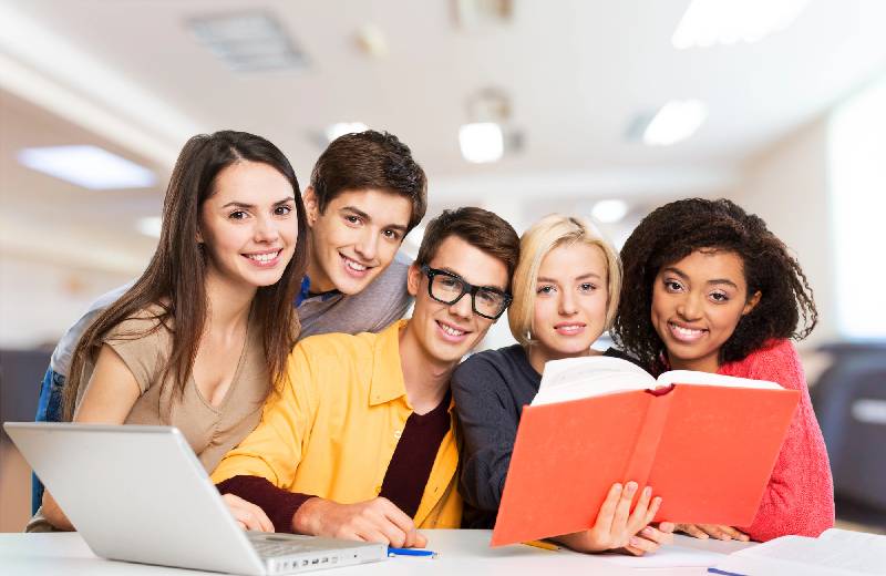 Speak Like a Pro with Language Study Groups