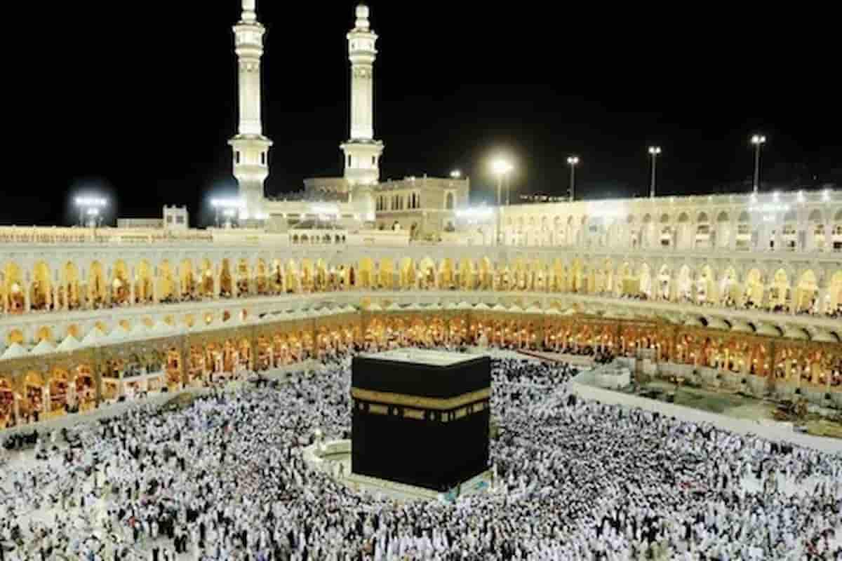 Trusted Umrah Travel Agency for Affordable Packages