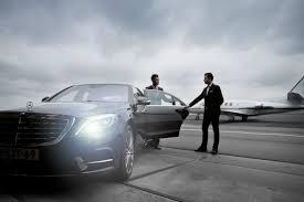 Benefits of Booking a Detroit Metro Airport Sedan