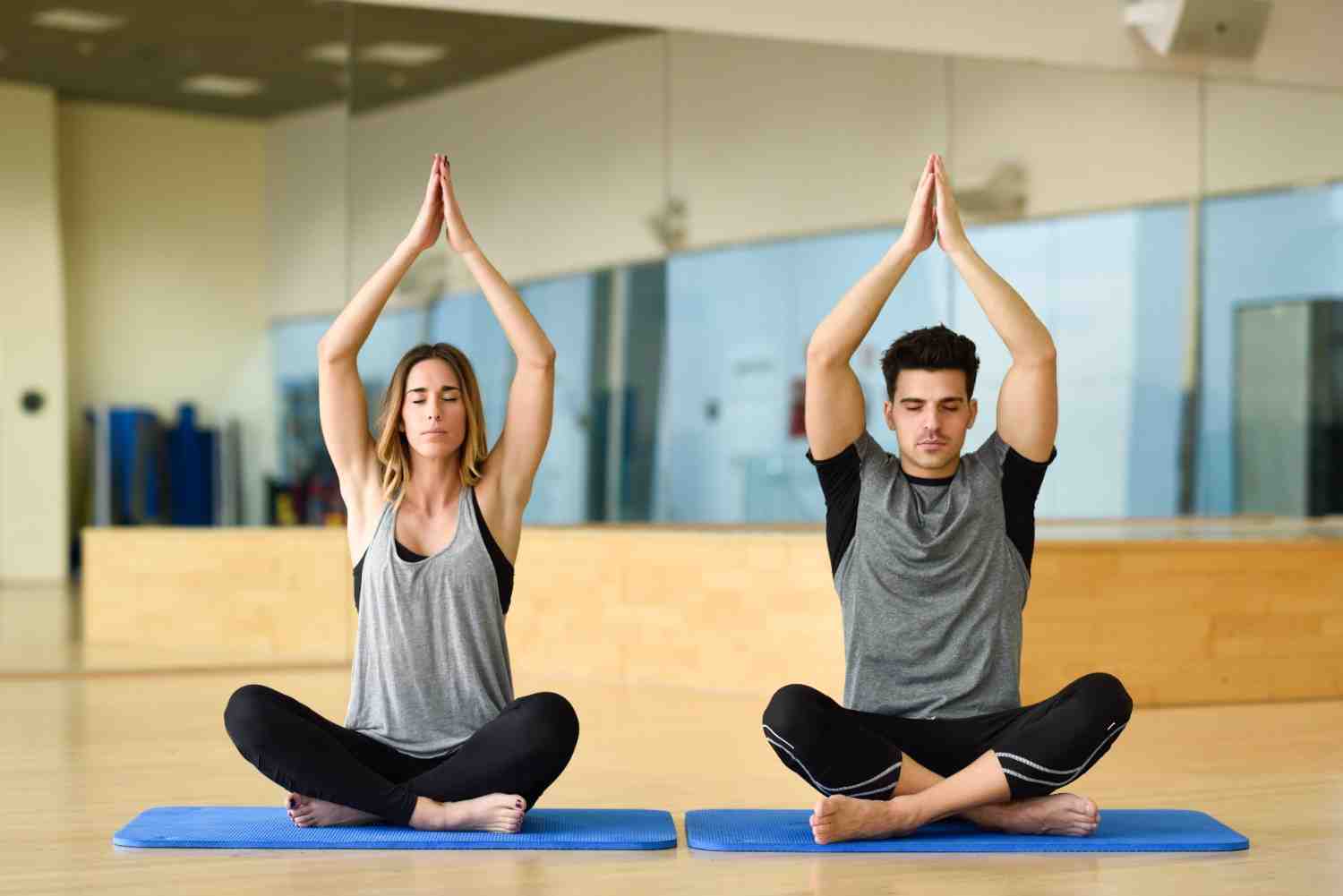 Yoga Oefeningen voor Thuis | Buyoga Workouts Nutrition