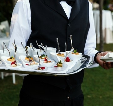 How Wedding Catering Service Elevate Special Events