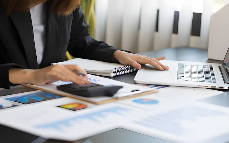 Simplifying Daily Financial Tasks Through Digital Tools