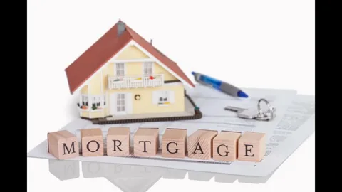 Loan vs Mortgage: Key Differences Borrowers Must Know