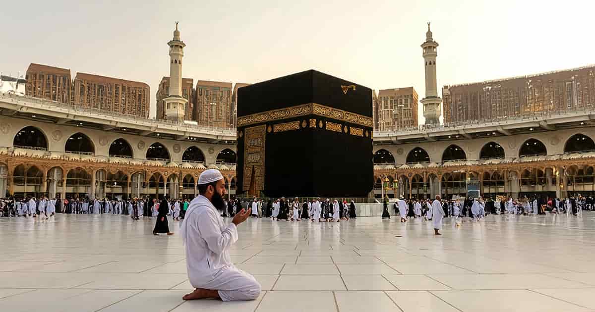 When to Secure Top Umrah Group Packages for Pilgrimage 