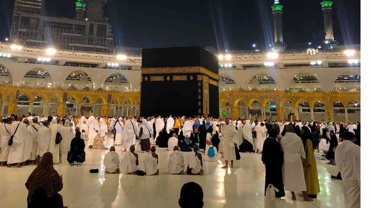 How to Select Best 5 Star Umrah Packages for Families