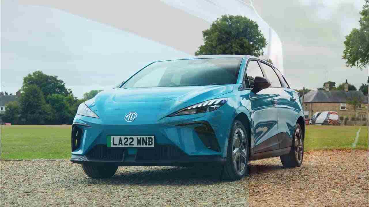 Long-Term Hybrid Car Rental in Dubai for Expat