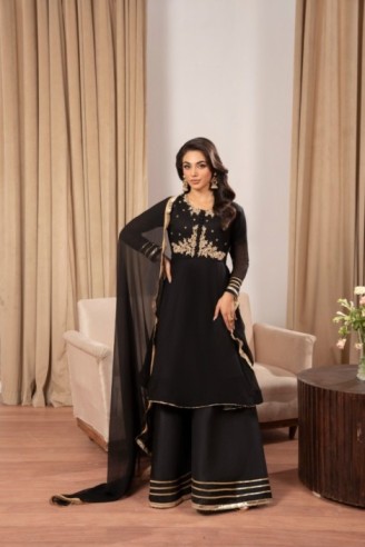 Black Sharara Dresses: A Timeless Maira Fashion