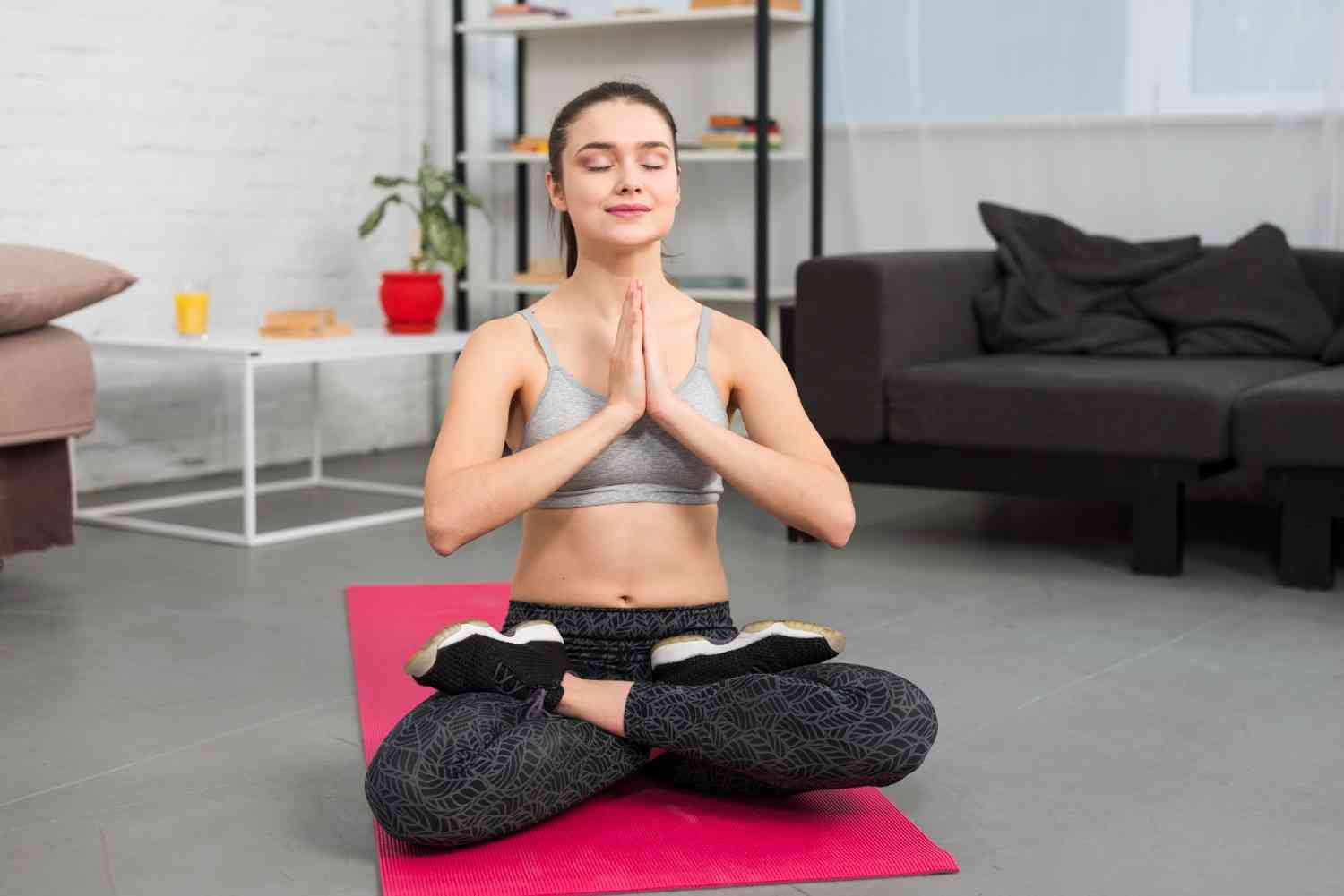 Yoga Beneden Leeuwen | Buyoga Workouts Nutrition