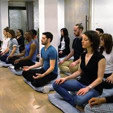The Role of Aromatherapy and Mindfulness in Workplace