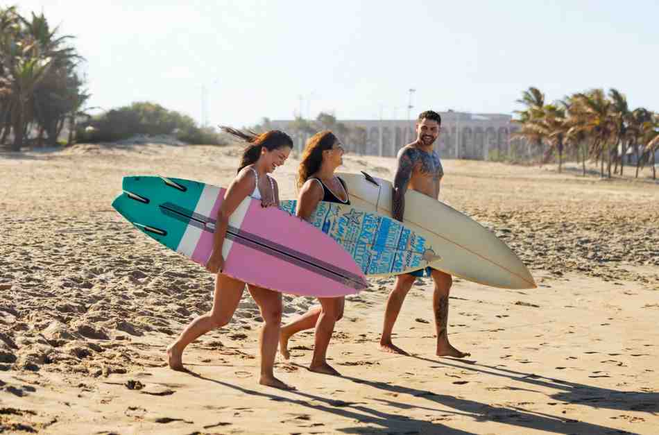 Padang Padang Surf Camp | DHM Surf Camp Indonesia