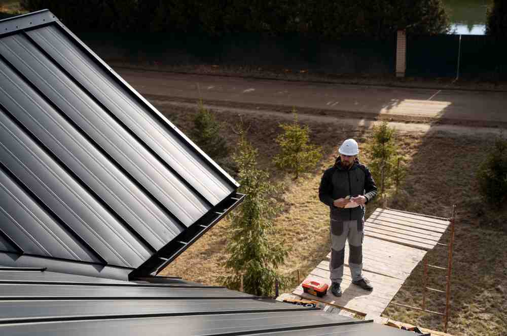 Flat Roof vs Sloped Roof: Which Is Better?