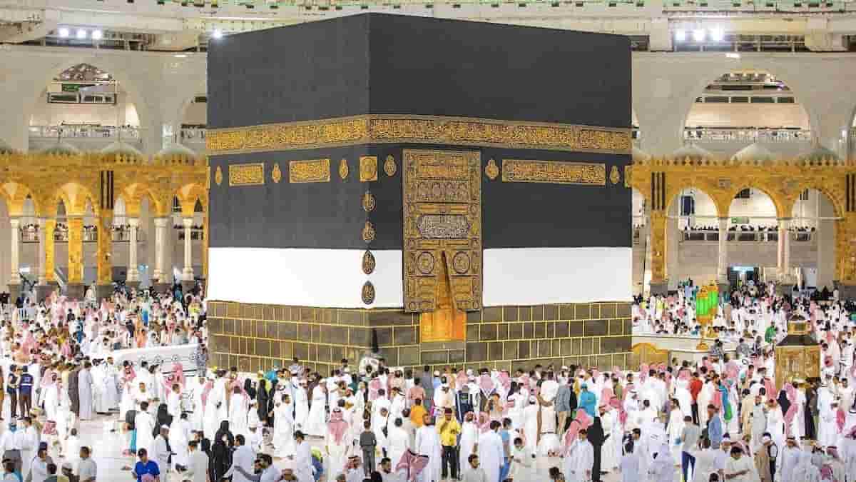 Why Luxury Umrah Packages Are Perfect for Travel