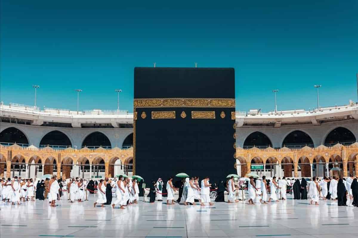 Enjoy Hassle-Free Travel with Luxury Umrah Packages UK