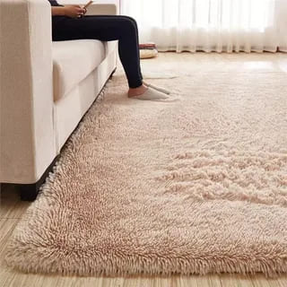 Rug Selection Tips for Dining Rooms and Living Areas
