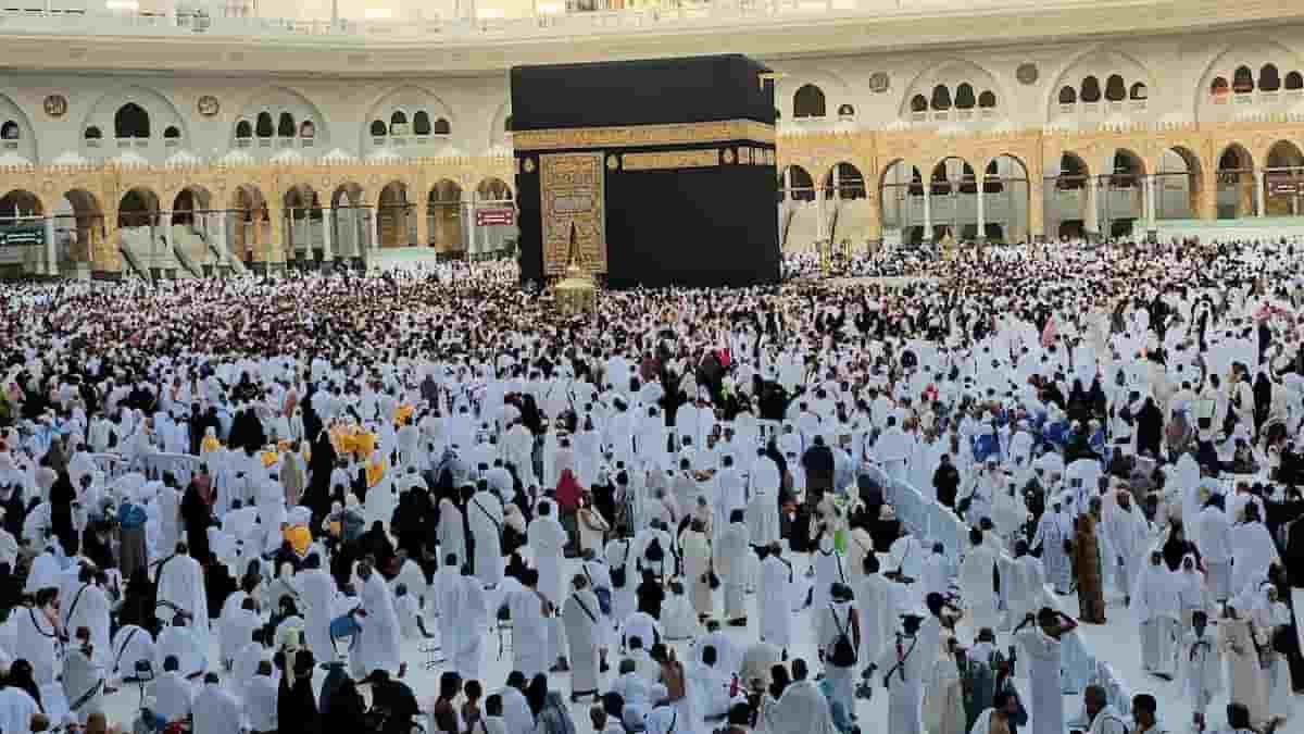 Why Choose Umrah Packages 2026 Birmingham for Your Trip
