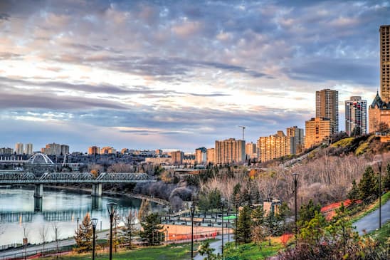 Finding the Best Immigration Consultant in Edmonton