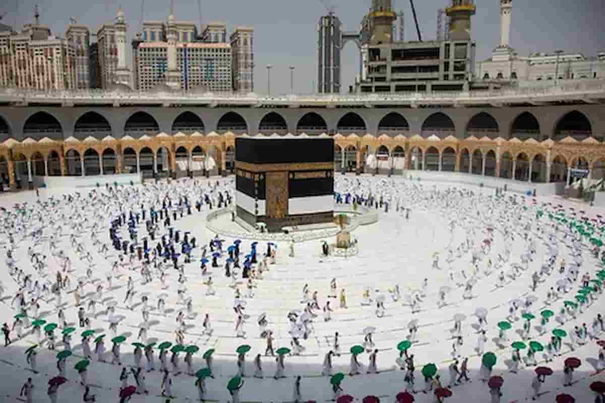How to Choose December Umrah Packages For a Journey