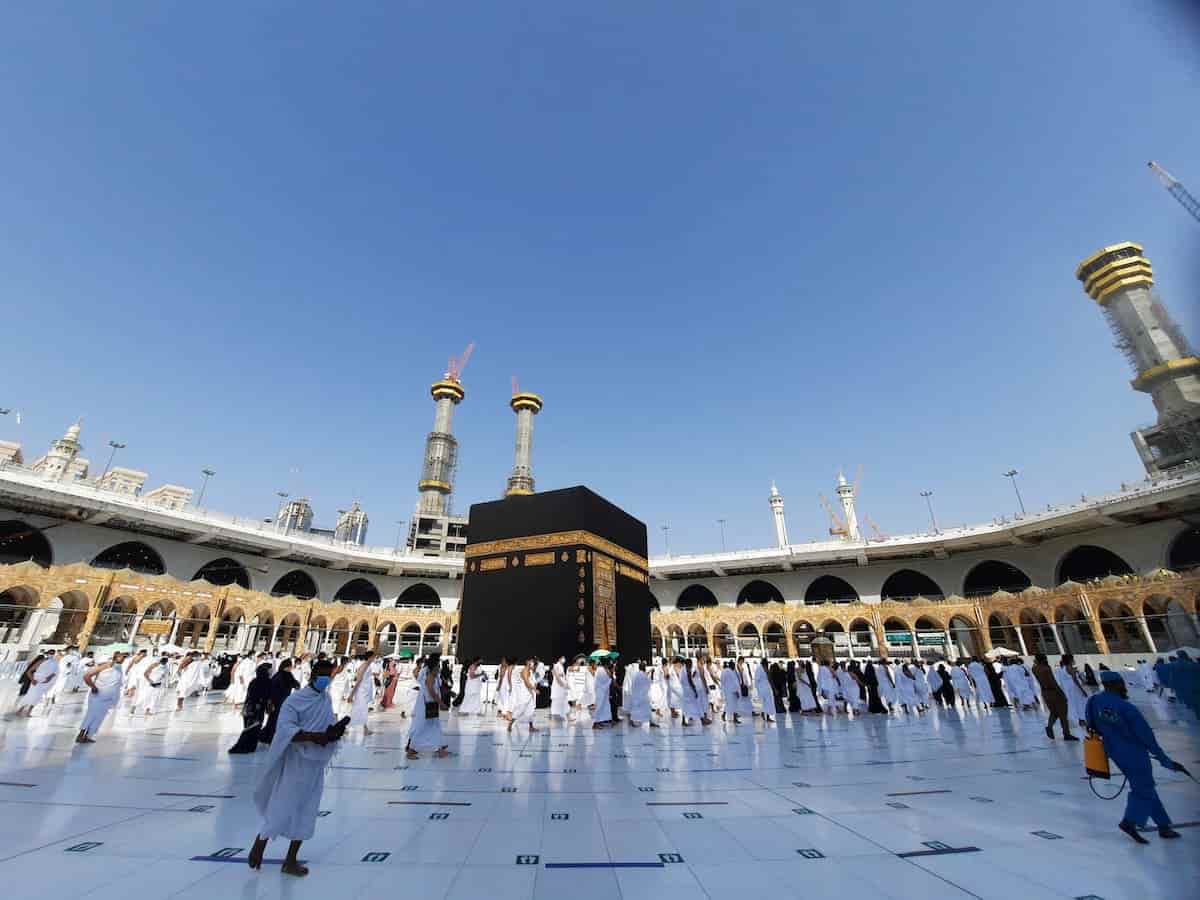 What Services Are Included In 5-Star Umrah Packages