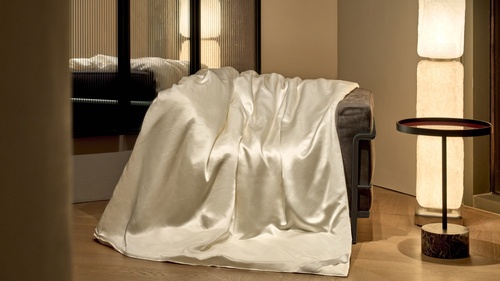 Redefining Bedroom Luxury: Five-Star Hotel Experience