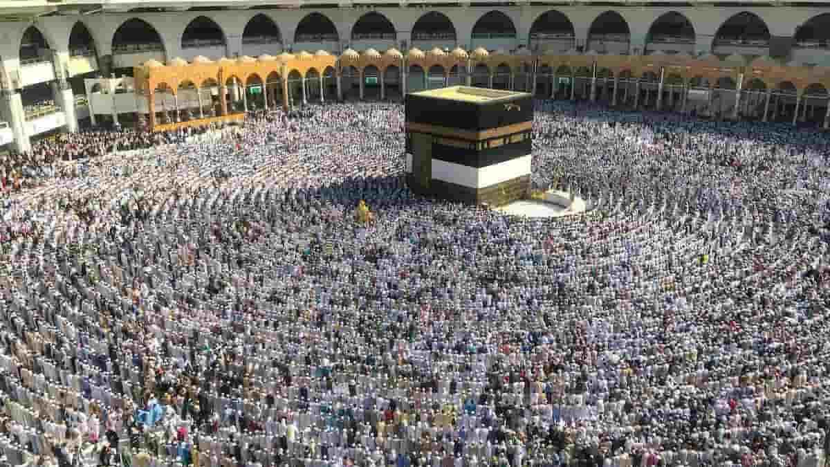 Premium Umrah Packages for a Truly Blessed Experience