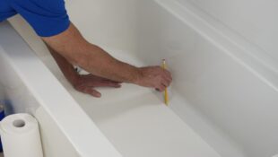 Fast Help for Bathtub Repair in Tampa Homes